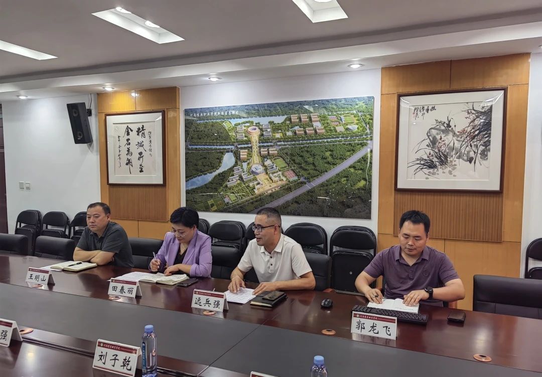校企攜手，播撒希望之種｜金春雨種業董事長率隊赴河南農業職業學院調研，共繪校企合作新藍圖